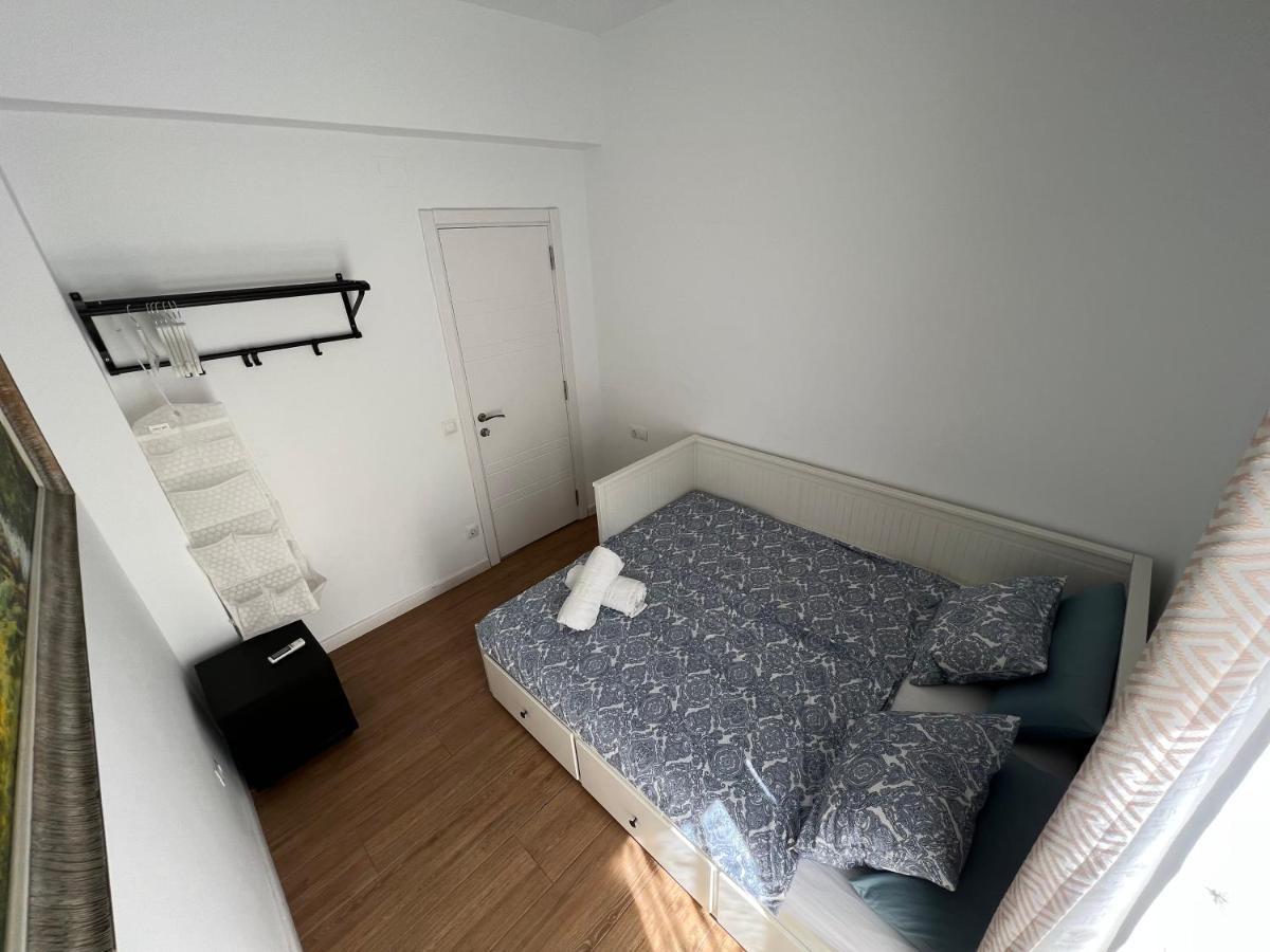 Genuar 3 Bedroom Close To Lejlighed *